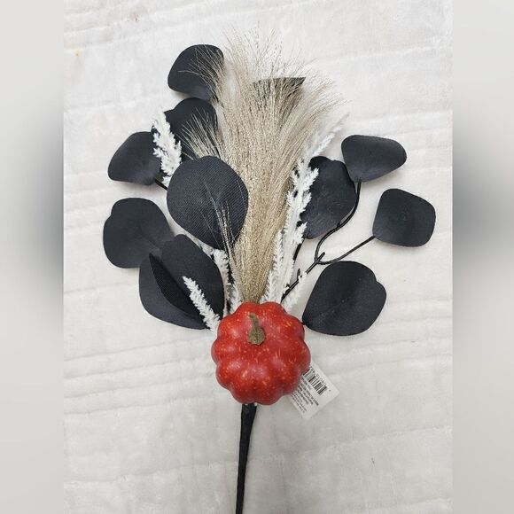 New Lot of 3 Halloween 16 in Height Orange Mini Pumpkin Foam Decorative Pick - Picture 4 of 6